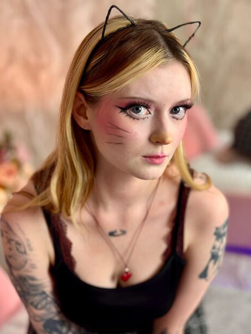 AlyssFrost - ModelsWorldwide.org