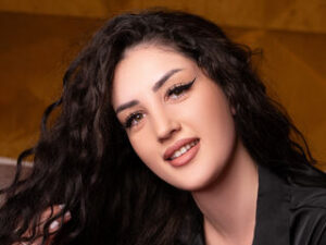 IrisOwen - ModelsWorldwide.org