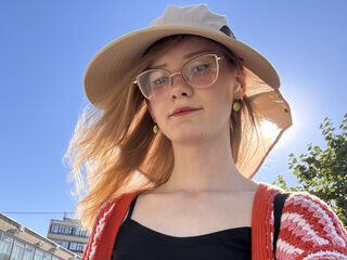 KiraMercer - ModelsWorldwide.org