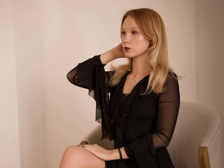 SophieBlosson - ModelsWorldwide.org
